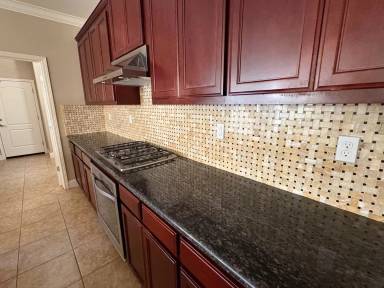 Main picture of 602 W Gravino Dr