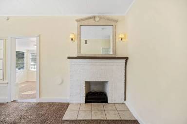 Main picture of 147 5th St