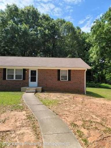 Main picture of 121 Hillpine Trl