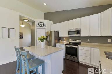 Main picture of 22924 SE 269th St