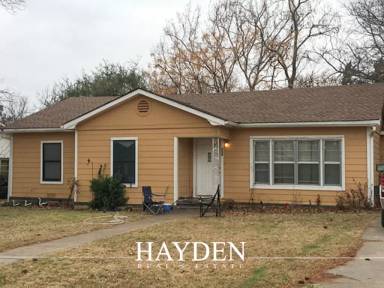 Main picture of 104 Greenview Dr