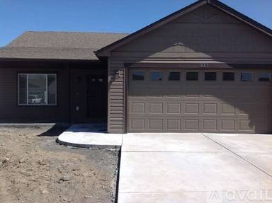 Main picture of 937 S Schnug St