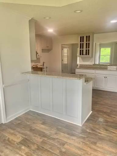 Main picture of 8801 Mandale Rd