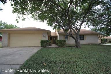 Main picture of 1704 Joy Dr