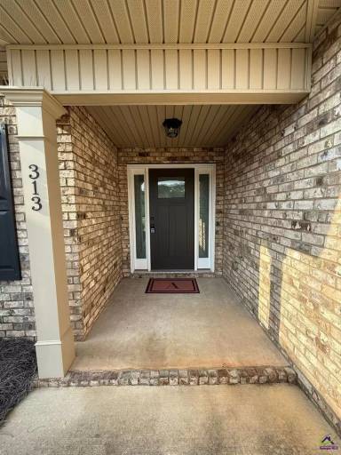 Main picture of 313 Creek Ridge Dr
