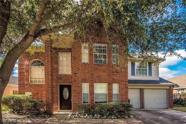 Main picture of 19223 Twin Buttes Dr