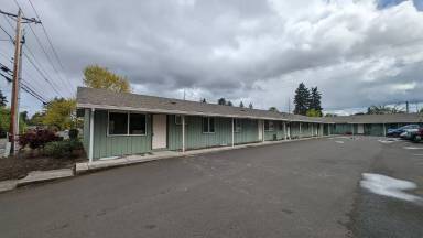 Main picture of 1134 E Main St