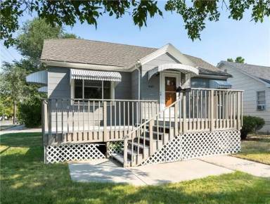 Main picture of 445 Howard Ave