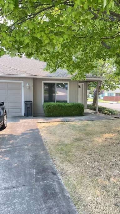 Main picture of 3852 Arrowhead Dr