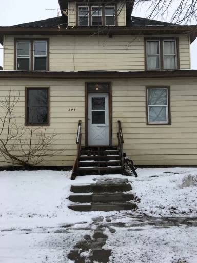 Main picture of 205 3rd St S