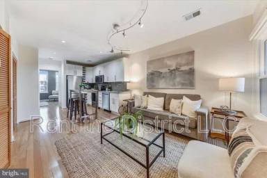 Main picture of 1446 Newton St NW