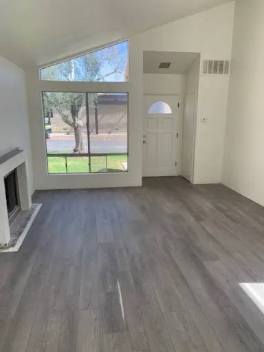 Main picture of 14 Villa Ct