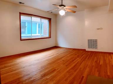 Main picture of 3913 W 47th St
