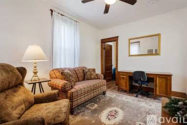 Main picture of 48 Spring St