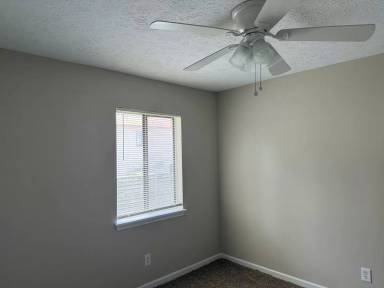 Main picture of 42 Countryplace Ln