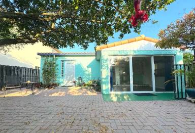 Main picture of 1637 SW 4th Ave