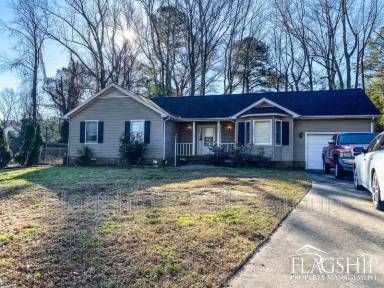 Main picture of 226 Glenwood Trl