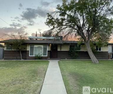 Main picture of 2712 Hollins St