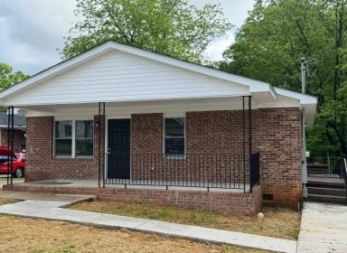 Main picture of 313 Beatrice St