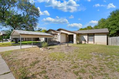 Main picture of 6831-6835 Agua Calientes