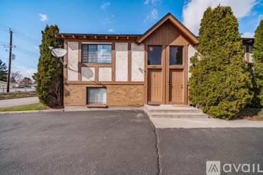 Main picture of 602 John Adams Ct