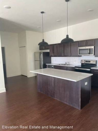 Main picture of 726 E Emma Ave