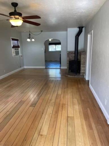 Main picture of 870 Lincoln St