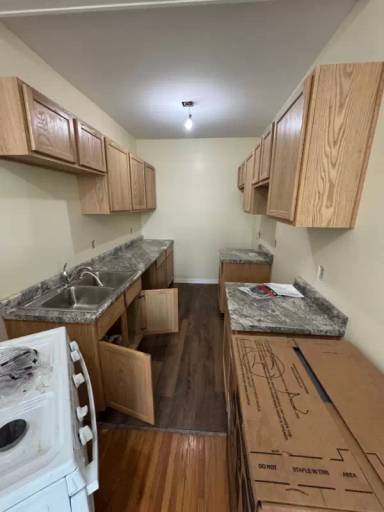 Main picture of 145 Chatsworth St S