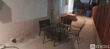 Main picture of 1526 W 28th St