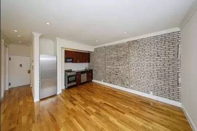 Main picture of 340 E 61st St