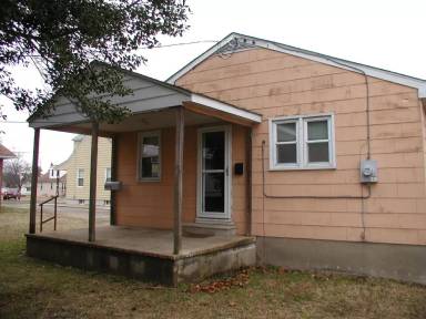 Main picture of 16 N Orchard St