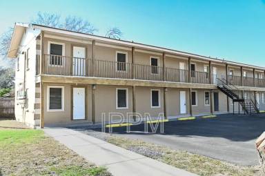 Main picture of 1141 W Acacia Ave