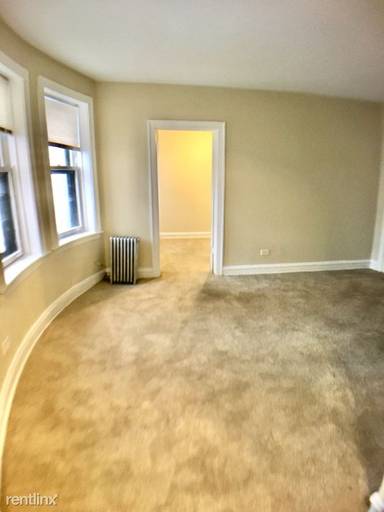 Main picture of 520 W Stratford Pl
