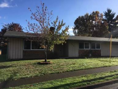 Main picture of 4314 NE Holly Ln