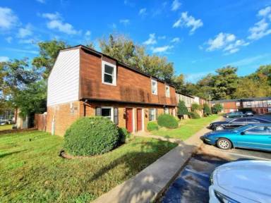 Main picture of 1708 Carlisle Ave