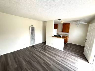 Main picture of 224 Liverpool Dr
