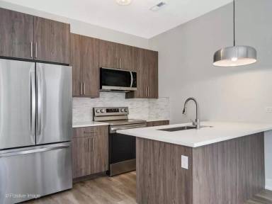 Main picture of 4117 S Indiana Ave