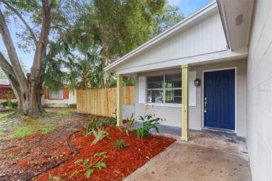 Main picture of 6041 101st Ave N
