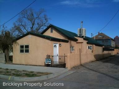 Main picture of 211 Atlantic Ave SW