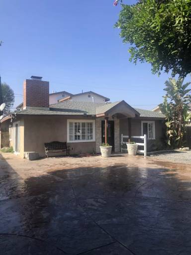 Main picture of 619 Saint Paul St