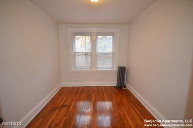 Main picture of 1450 Commonwealth Ave