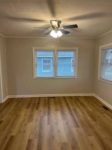 Main picture of 918 Green St