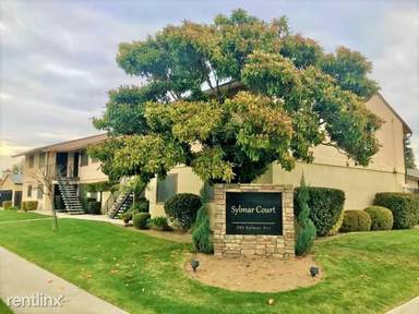 Main picture of 385 Sylmar Ave