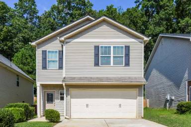 Main picture of 125 Bethany Manor Dr