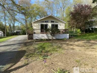 Main picture of 16 Chicory Ct