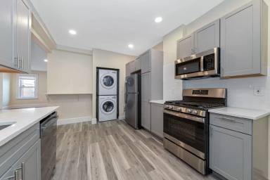 Main picture of 46 Brackett St