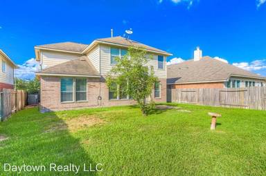 Main picture of 17943 Rose Hill Park Ln