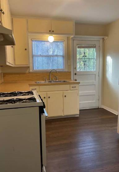 Main picture of 1004 Nolan Ave