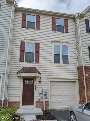Main picture of 5776 Antwerp St