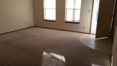 Main picture of 705 S Niagara St